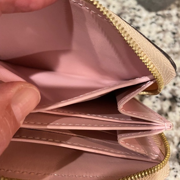 Louis Vuitton Rayures zippy coin purse - Picture 7 of 10